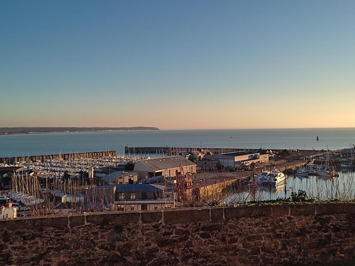La Maison de l'Amiral vue sur mer à Granville Exterior foto